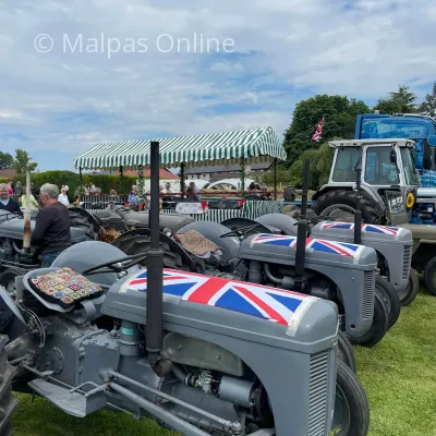 Tractors on Rec 3