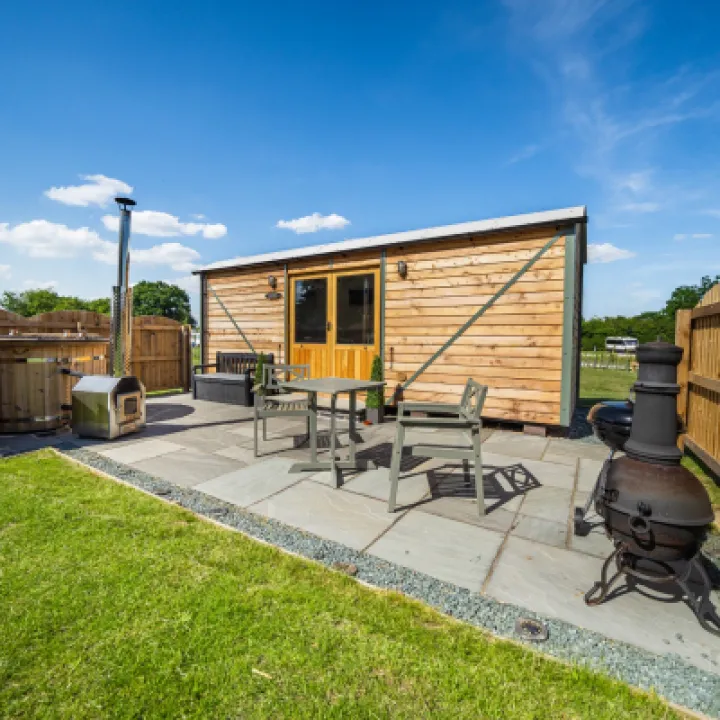 Glamping Exterior 1