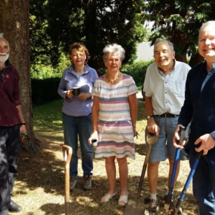 hathersage-garden-team-aug22