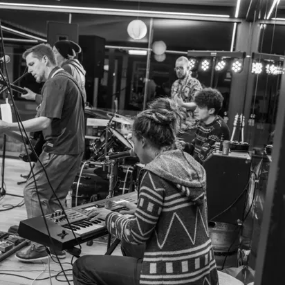 Bandshot