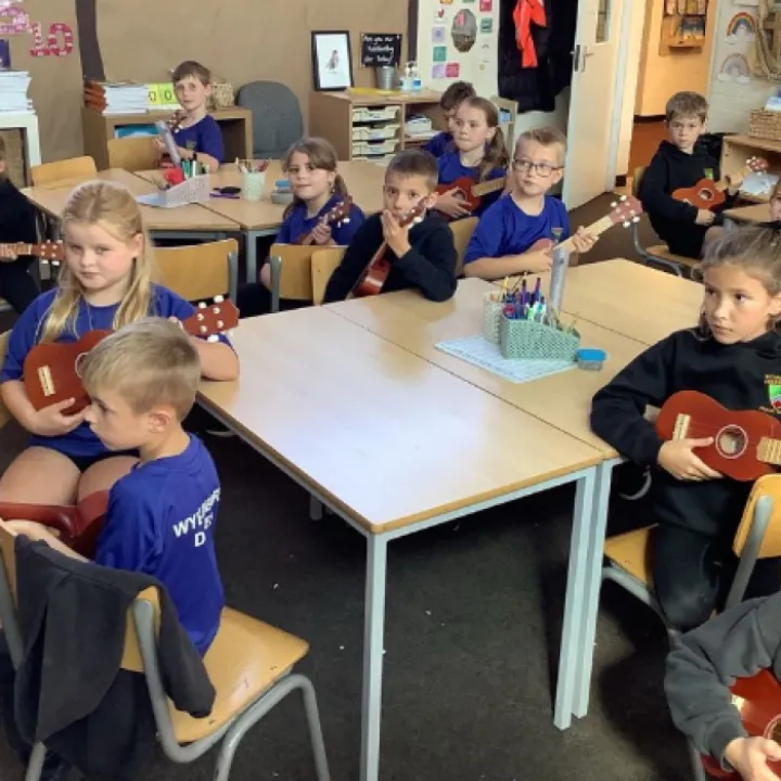 Y3 Music