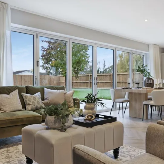 Plot 5  Living A