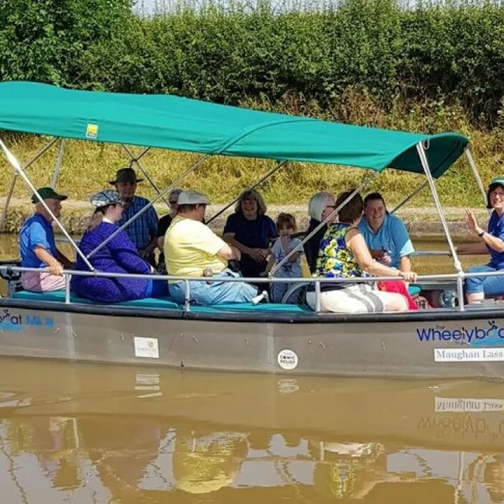 Wheelyboat