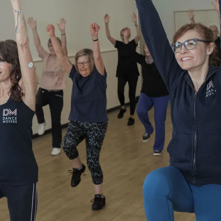 Dance movers standing class