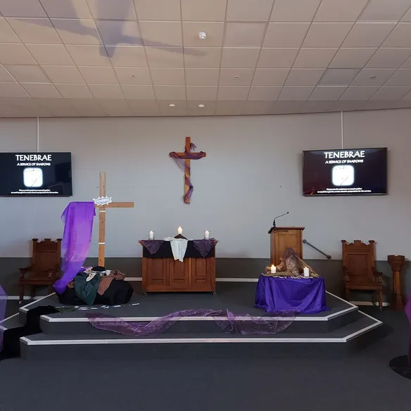 Tenebrae &ndash; A Service of Shadows