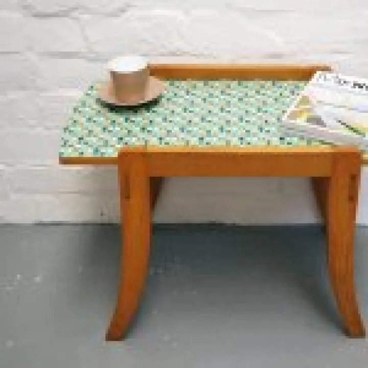 Vintage Actually – table 7 print