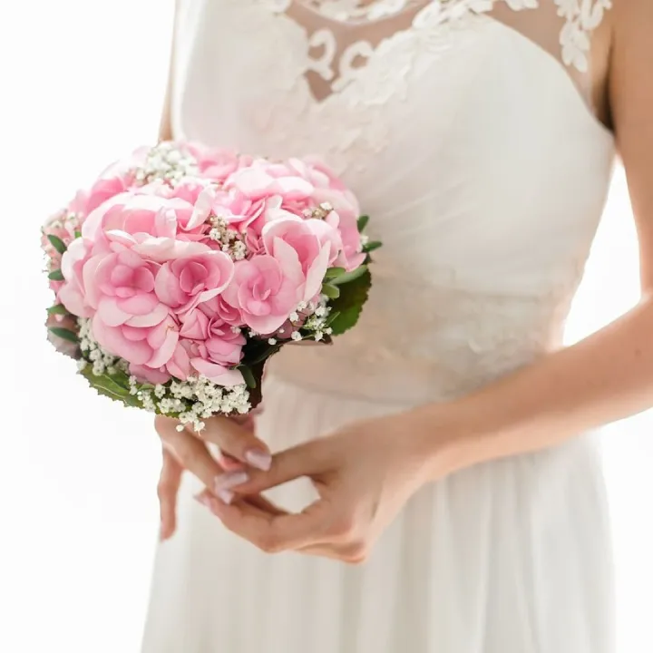 Bride-2121784_1280