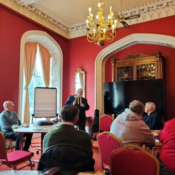 Clt Away Mar 26 &ndash; 3 Leg Stool