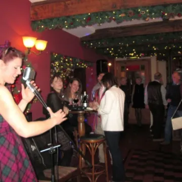 NYE17ninefeenIMG_1355 copy