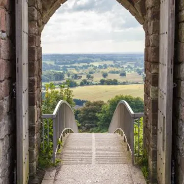 Beeston Castle in October 44