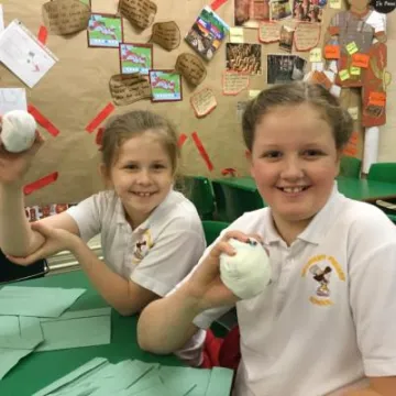 A0200D03-B940-4019-9235-463906DD1A28