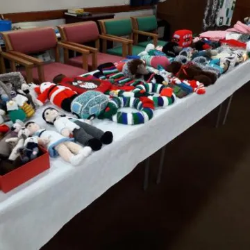 Knitted garment stall