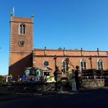 Image: plantsale20190504_085211