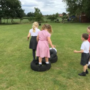 FC09369D-650A-4BE7-9FFF-59E181693DF1