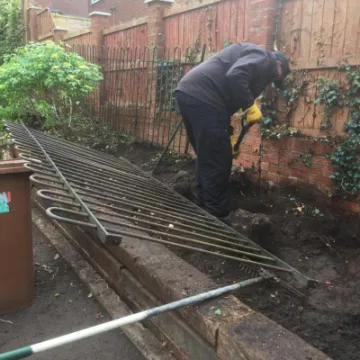 Fence repairing