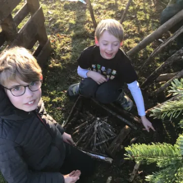 219CF832-C289-4951-929D-2A58365B77DE