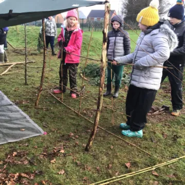 C406437C-59A0-4F19-9989-32EEF7978A2C