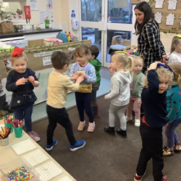 7EDC5995-38F9-4FA4-A33E-B665A0759E32