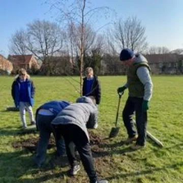 F98A35FB-3B8D-42FD-BCC2-57A14BE78288