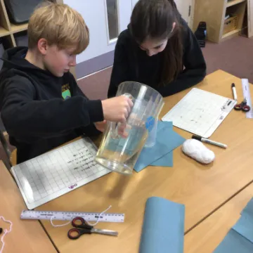 D53BF1DE-EDD0-438B-80B3-5F9425F0D0BA