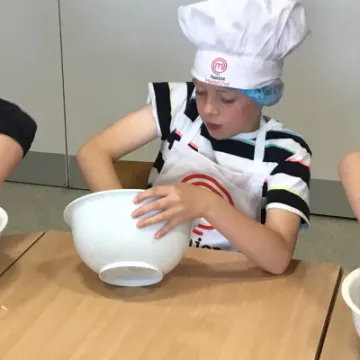 E966FFF4-0CBC-4DBC-8CCD-DBC9A6CEA139