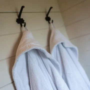 Overwater Luxury Glamping Hodnet Interior 49