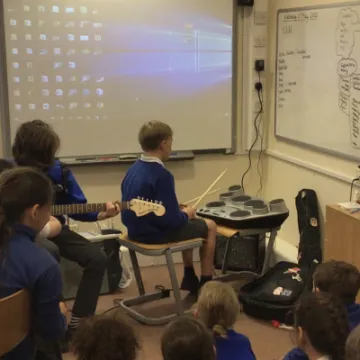 42AA76F0-EE0F-4150-AE12-78D801E4E201