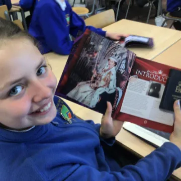 7DE4F85D-A315-464A-A728-FB75AFFD34FA