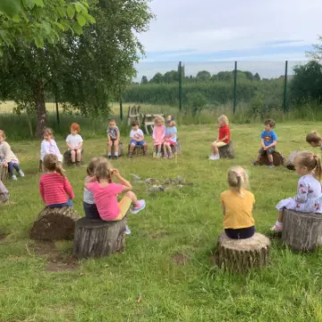 EB29CBDB-1A53-4042-98D7-D7466FCB6C02