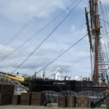 RRS Discovery jpg1