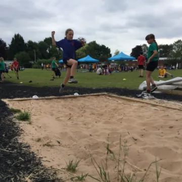 Long jump (1)