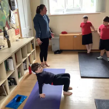 298BD137-6C6B-4A3B-A337-812CEAB9E25F