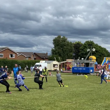 Tarvin Fete Tug of war boys
