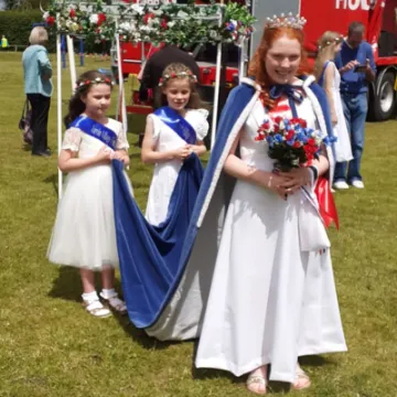 Tarvin Fete Rose Queen Sophie Bebbington