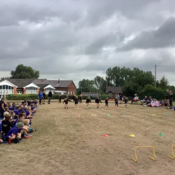 92F66F33-120A-4DEE-85F3-995F5837E0E9