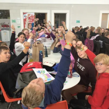 EC72DE06-13D3-44DC-AB48-711274AA8351