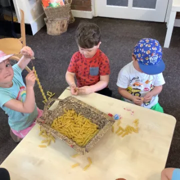 E210FE98-63F9-4AF8-A69B-0C25F311D0B7