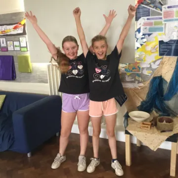 D39D76FC-77A5-4DC9-A642-278DFA64B5F2