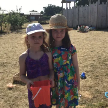 3144B39C-1AC2-4CE9-8E78-3C3242490459