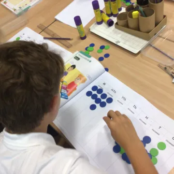 F748CB14-8F00-4DD7-B3C9-BAFF58A52CFC