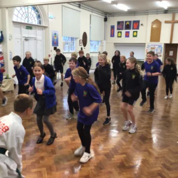 8D202B6F-05CD-422F-B762-0D6E37C16A25