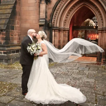 A perfect autumnal wedding