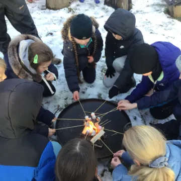 2AF66A9D-C672-4E5E-9938-FB5C450C6F2E