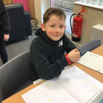 7F77D99F-3BC7-40D8-8ABF-B12C2966F190