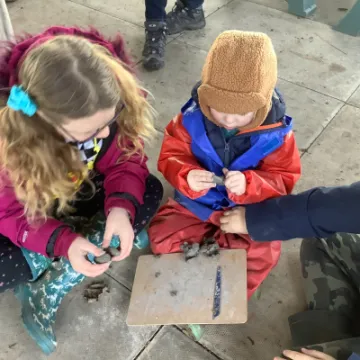 DF042786-BC6E-47F2-BC45-79DFF850BE17