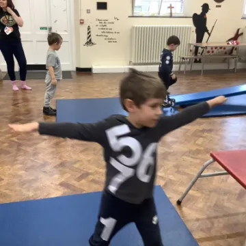 EDBD5404-1A66-4EB1-A75B-B95F02FA364F