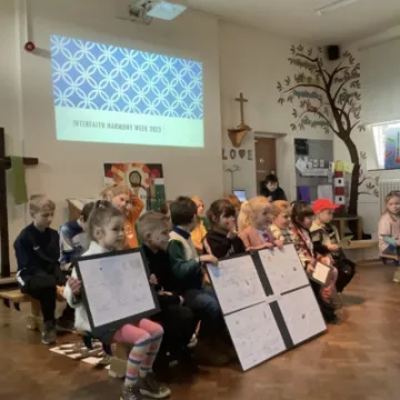 17991E5B-6DE4-446E-9615-FC456DB04CFE