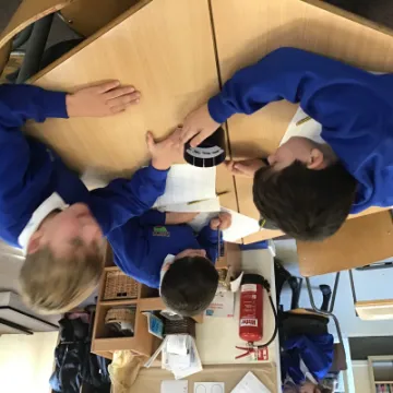 7BBD1F05-8FFF-4029-972F-44550BF9D3AD