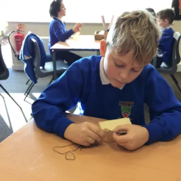 C69DF870-7F51-4287-BF57-855B5F332A93