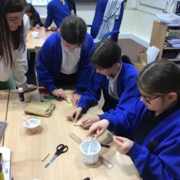 49004B57-50B9-48E5-97A9-6B9334523701